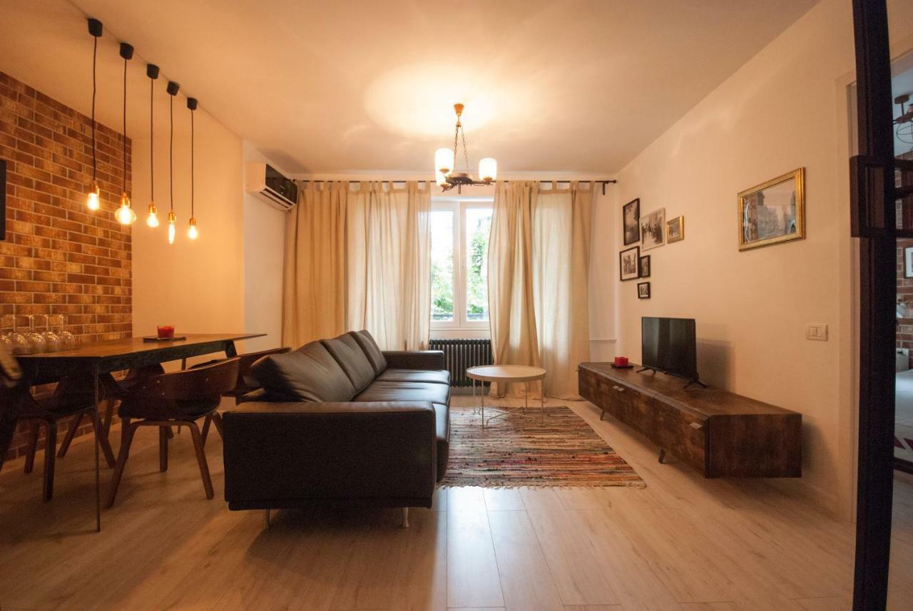 בוקרשט Retro Midtown Apartment מראה חיצוני תמונה